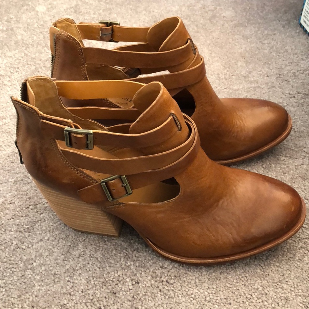 Kork-Ease Booties. Brand New
